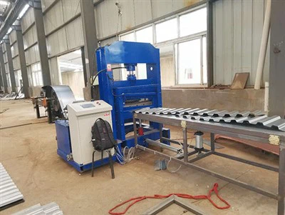 골판지 롤 성형기