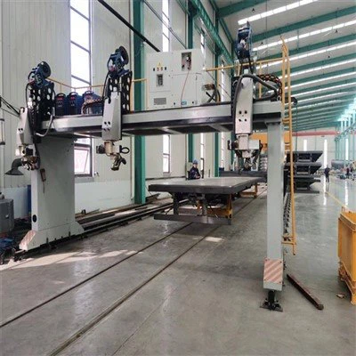 레이저 추적 갠트리 수중 아크 용접 기계